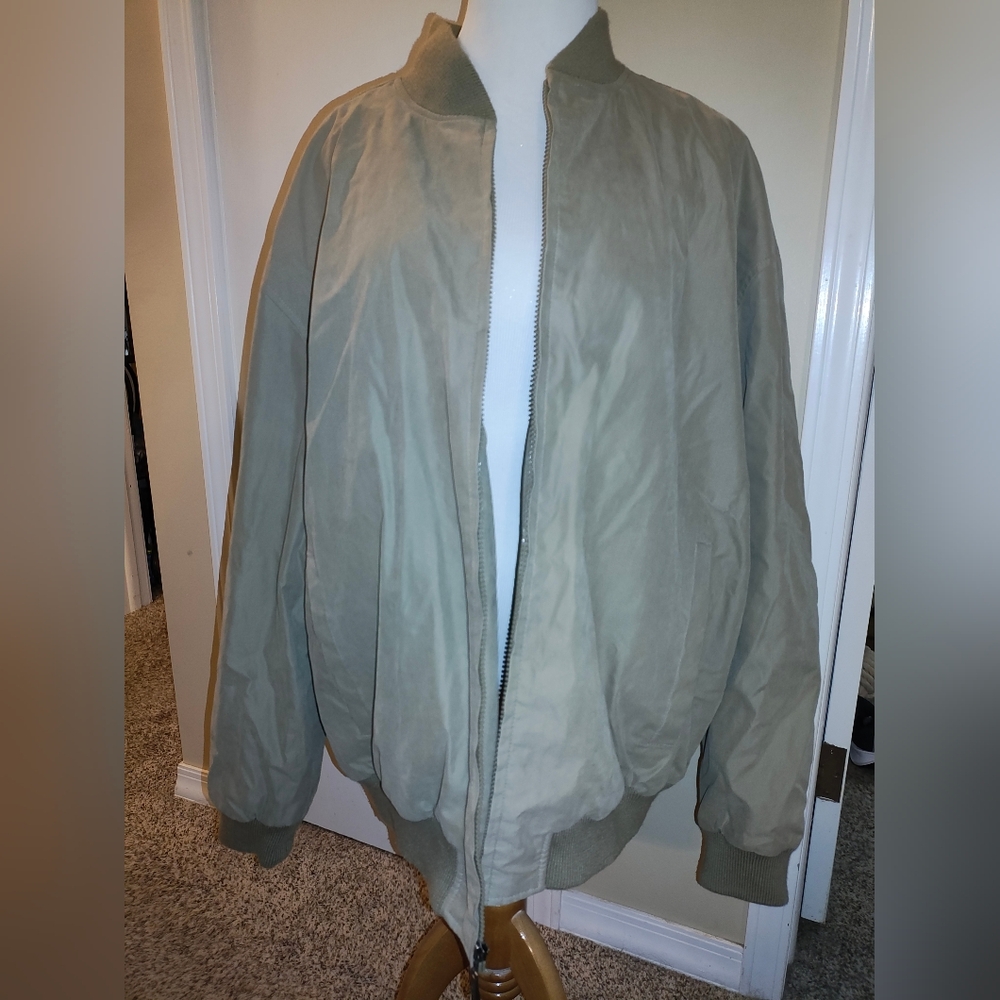 Roundtree & Yorke Olive Bomber Jacket